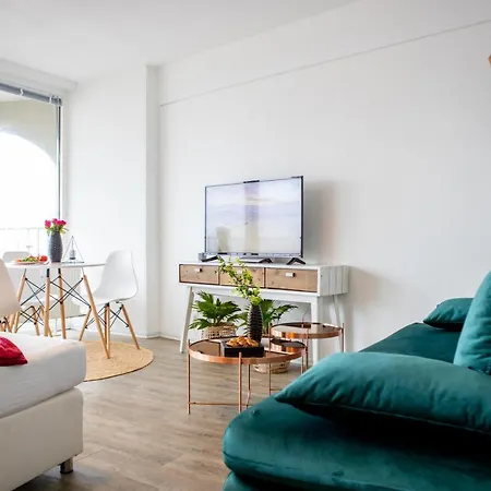 Modernes Mit Tollem Blick über Stadt Apartment