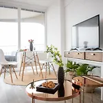 Modernes Mit Tollem Blick Ueber Stadt Appartamento *
