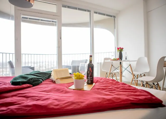Modernes Mit Tollem Blick Ueber Stadt דירה אוגסבורג